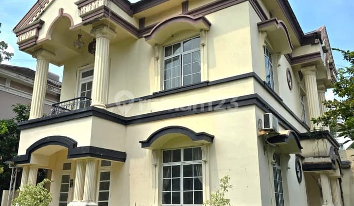 Fast Sale 2-Story House, in Legenda Wisata, Negotiable