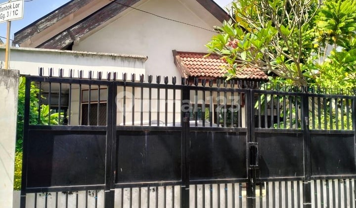 For SALE Single-story house in Koblen - Bubutan.