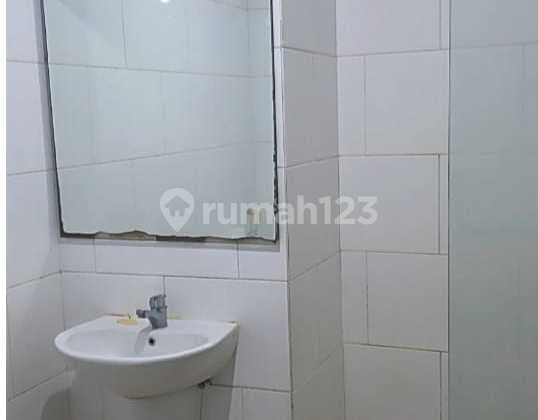 Furnished 2BR Apartment at Waterplace Pakuwon Mall for Rent, West Surabaya