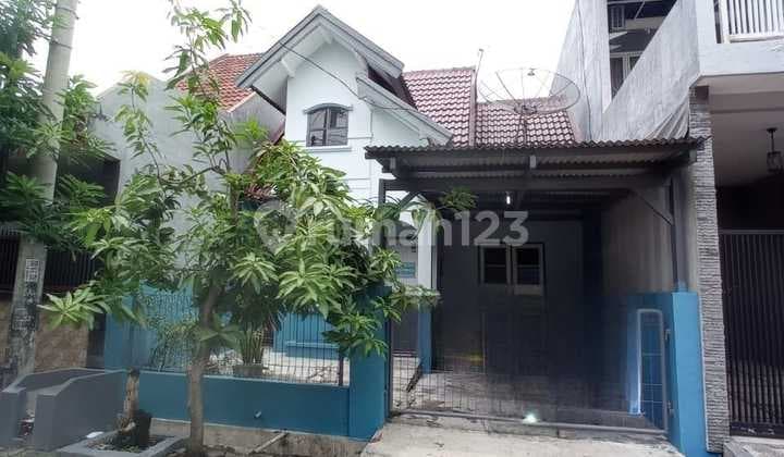 Rumah Wiyung 1 Lantai Taman Pondok Indah Surabaya