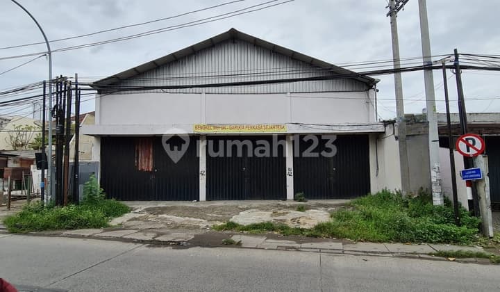 Ruko Raya Manukan Kulon Surabaya