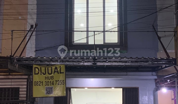 Ruko 2.5Lantai Siap Usaha di Jalan Utama Permata Cibubur