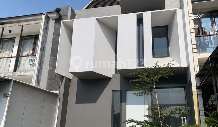 Rumah Siap Huni Baru Renov 7Mnt ke MRT Lebak Bulus di Cirendeu Tangerang Selatan Mahr496