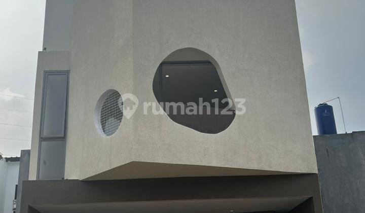 Rumah Siap Huni 5Mnt ke Bxchange & St. Jurang Mangu di Pondok Ranji Tangerang Selatan