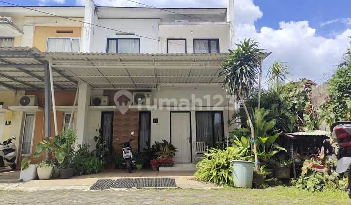 Paling Murah! Rumah 2 Lantai Dalam Komplek Termurah di Ciputat