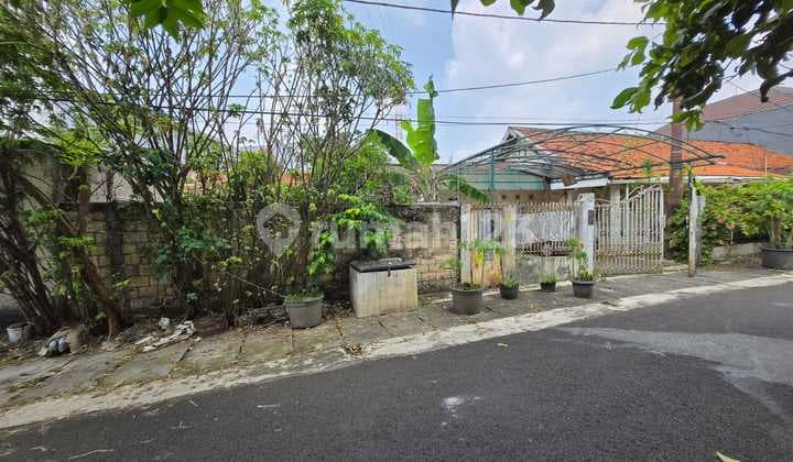 Rumah dibawah NJOP di Area Premium bendungan hilir Jakarta Pusat