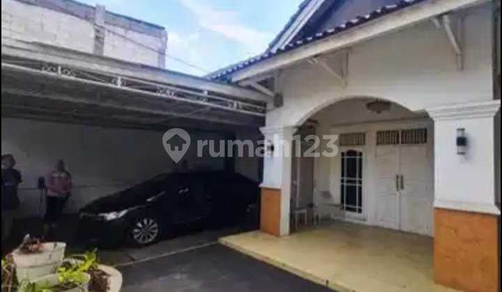 Dijual Rumah Hitung Tanah Saja di Pejaten Timur Jakarta Selatan