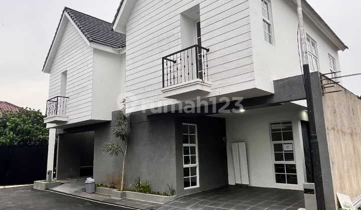 Rumah Eropa Modern Siap Huni Free Biaya di Area Cinere Depok