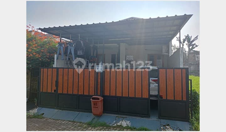 Cheapest Semi-Furnished House with a Strategic Location in Puri Mas Area, Depok RR070