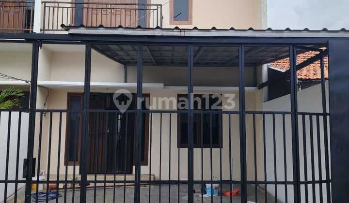 Termurah! Rumah 4 Kt Strategis Di Blok M