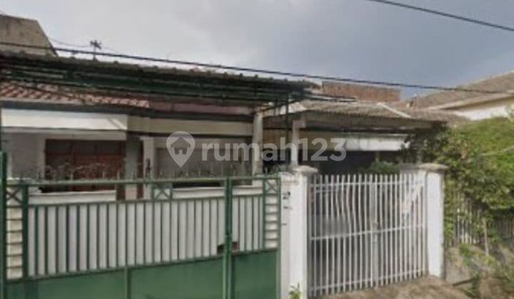 Well-Maintained Nice House in Simpang Darmo Permai Selatan 25846