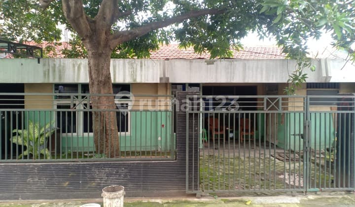 House Needs Total Renovation, Asemrowo, Surabaya
