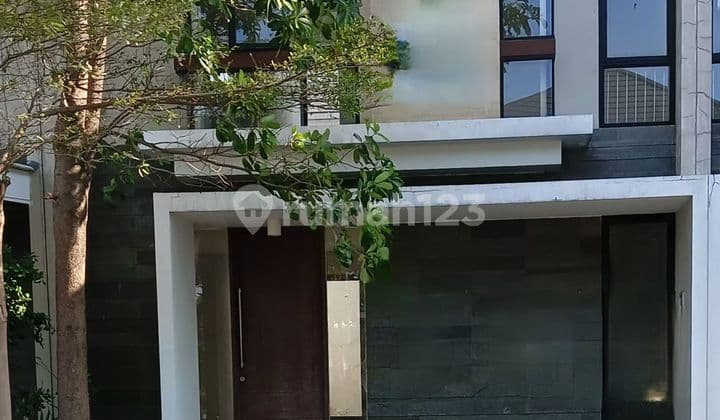 Rumah Hadap Danau di North West Lake Citraland Nwl 53071