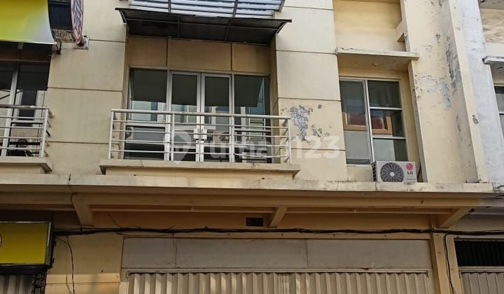 Special Shophouse in Darmo Vila Office Complex 48819