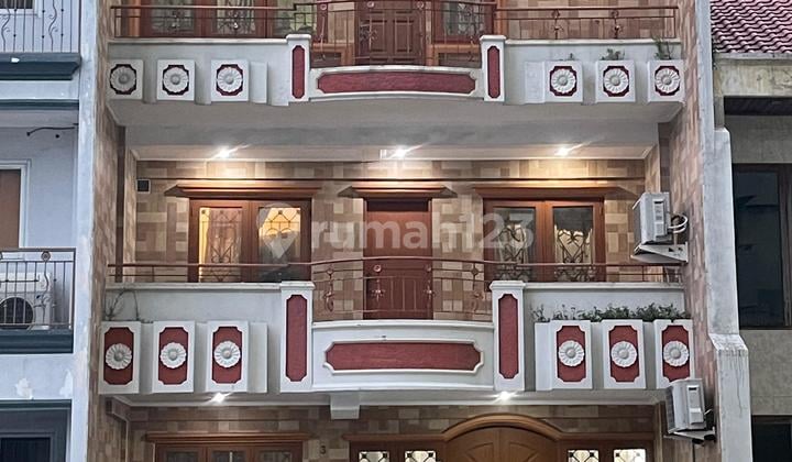 Dijual Town House 3 Lantai Siap Huni di Kondominium Rajawali Sawah Besar Jakarta Pusat