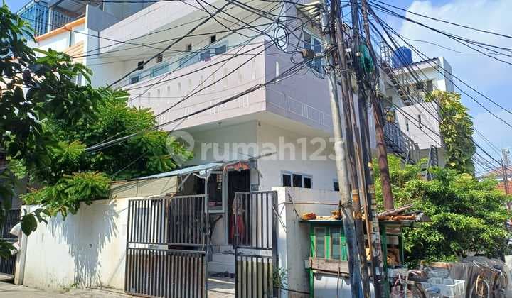 Dijual Rumah Minimalis Moderen di Kavling Polri, Jakarta Barat