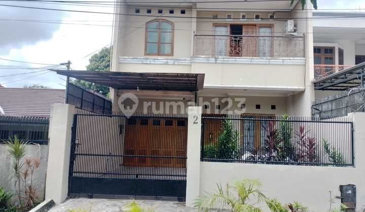 For Sale 2-Story Ready-to-Occupy House on Jalan E Kebon Jeruk, West Jakarta