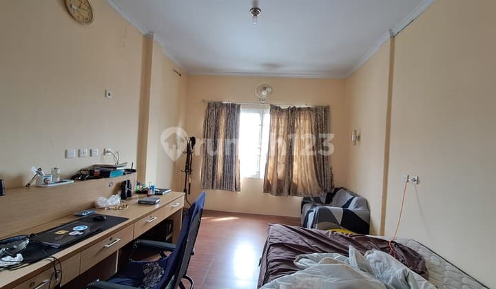 Di Jual Rumah Cantik Siap Huni Jalan Kesederhanaan , Glodok - Jakarta Barat