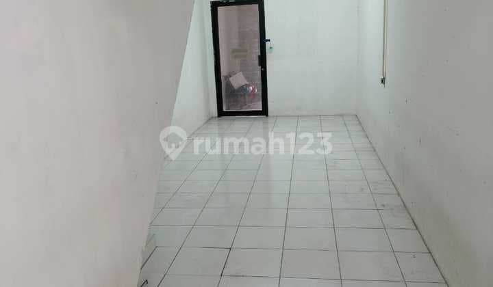 Di Sewa Ruko 3 Lantai Siap Huni di Puri Gardeni Kalideres Jakarta Barat