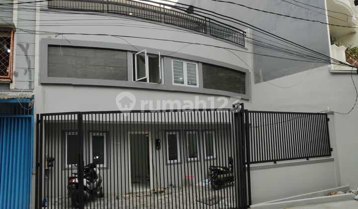 Dijual Rumah Cantik Minimalis Siap Huni di Jelambar Barat, Jakarta Barat
