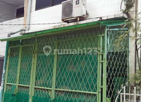 Dijual Murah Rumah 3 Lantai Daerah Angke Jaya , Tambora - Jakarta Barat