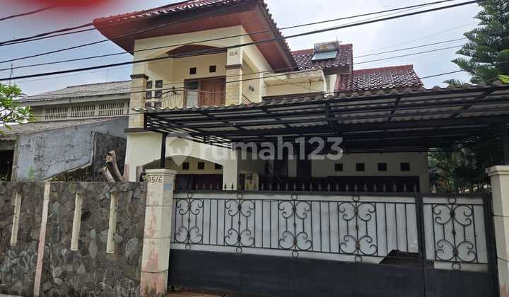 Di Jual Rumah Hook 2 Lantai Siap Huni di Jl. H. Sa'aba, Komp Minagapura Joglo Jakarta Barat