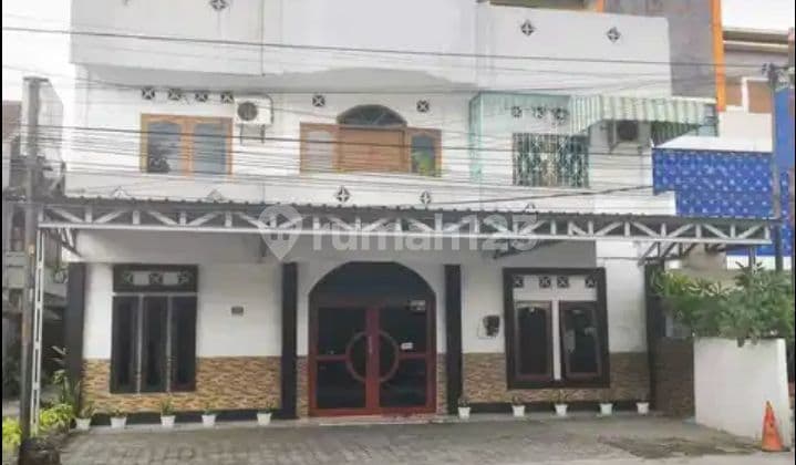 Disewakan Ruko 2lt+rooftop Ngaglik Area Palagan