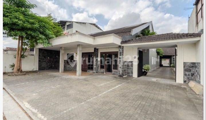 Disewakan Rumah Besar&luas Tegalrejo Cocok Kantor/Gudang Dekat Tugu Jogja,malioboro,jcm,tvri