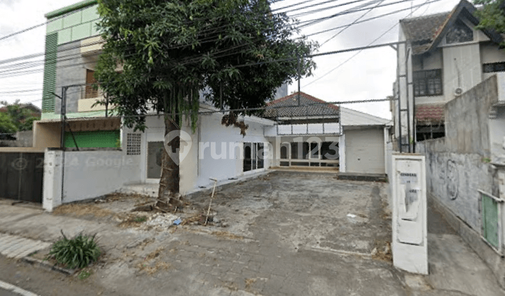 For Rent Large House in Umbulharjo Suitable for Office Near City Hall, Mandala Krida Stadium