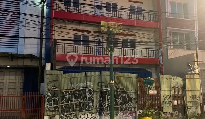 Disewakan Ruko Besar Los Strategis Mlati Sleman Area Jl Magelang