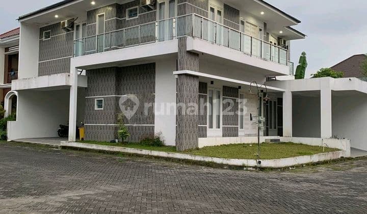 Dijual Rumah Mewah Furnished Ngaglik Sleman Area Jakal Km9