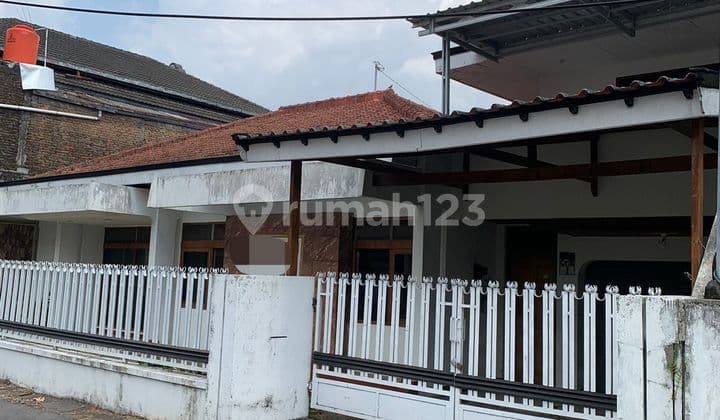 Disewakan Rumah Ngaglik Jakal Km 5 Cocok Kantor Dekat Ugm,uny,rs Sardjito,tugu Jogja,malioboro