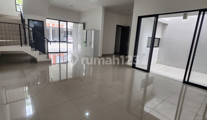 DI JUAL CEPAT RUMAH PIK2 MILENIAL 8X15m 3+1 KAMAR TIDUR