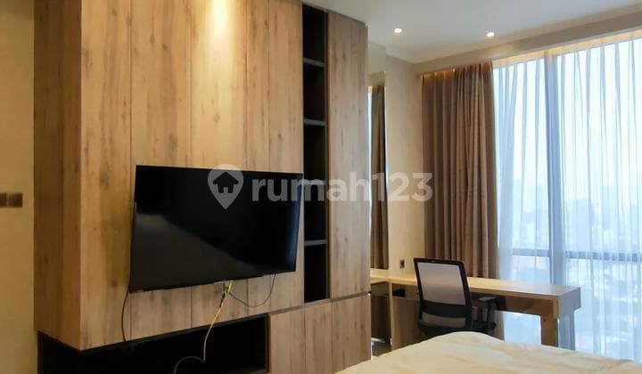 Sewa 2+1 Bedrooms Apartemen District 8 Furnish