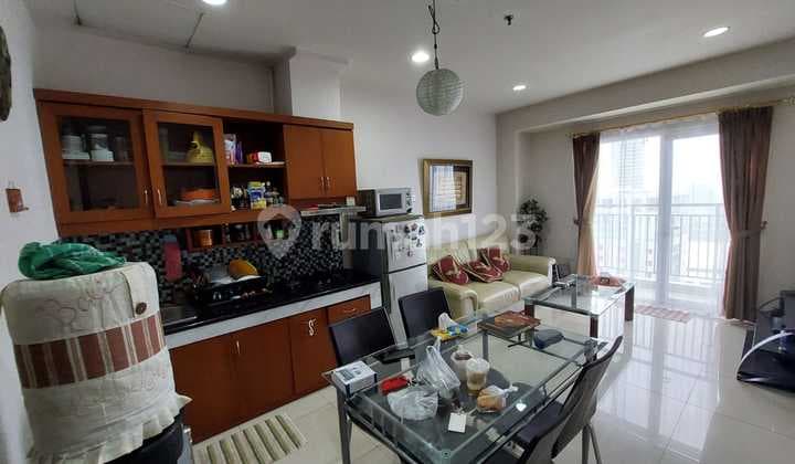 Jual Apartemen Cosmo Residence 3 Bedroom Furnish Cantik