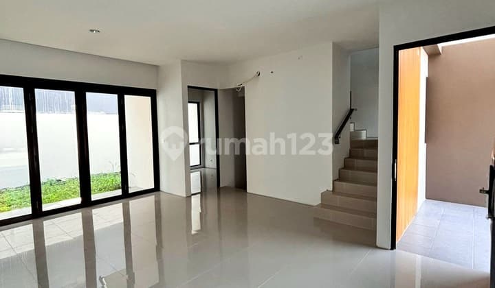 Smarthome Siap Huni, Rumah 2 Lantai Masih Baru 2 Lantai Lebar 7 Citragarden Serpong