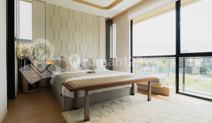 No Need to Fight Over Rooms! 3-Story House, 4 Bedrooms, Only 1 Million IDR Above