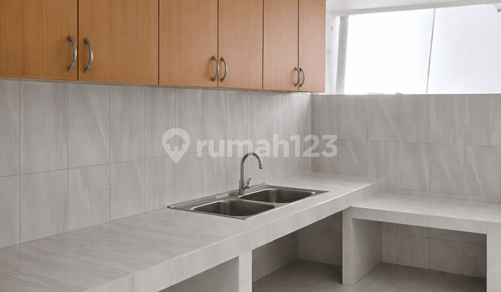 Rumah Sektor Gading Serpong Siap Huni Baru Dicat Harga Terjangkau