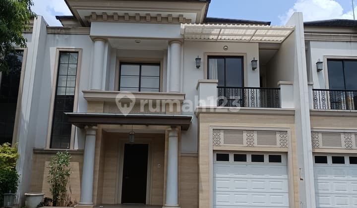 Ready-to-Occupy House in Jadeite Bsd, Strategic Location and Easy Access