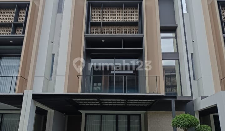 Vasya Tanakayu Bsd City Hunian Fully Furnished, 3 Lantai | 3+1 Kt
