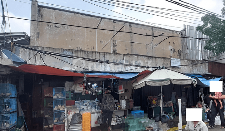 Ruko Gandeng 3 Dijalan Utama Matraman Raya