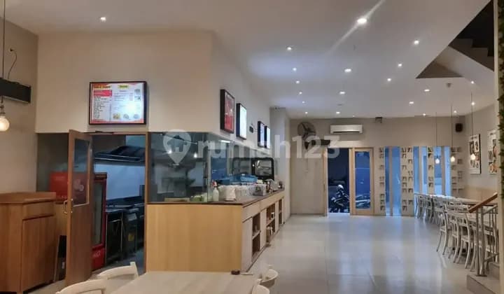 Ruko Siap Pakai - Lokasi Sangat Strategis