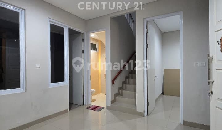 Rumah 2 Lantai Siap Huni Nyaman di Tegal