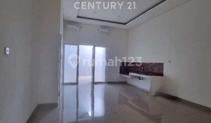 Rumah 2 Lantai Siap Huni Lingkungan Nyaman