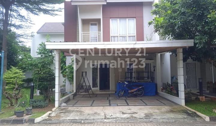Rumah 3 Lantai Nyaman Siap Huni di Summarecon