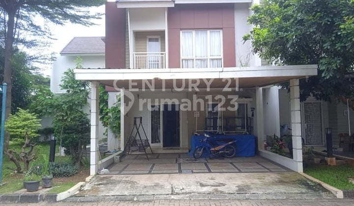 Rumah 3 Lantai Nyaman Siap Huni di Summarecon