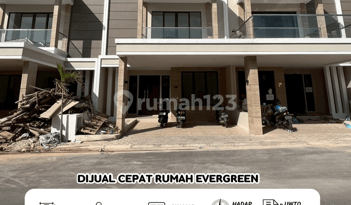 For Quick Sale 2-Story House Evergreen Mitra Raya