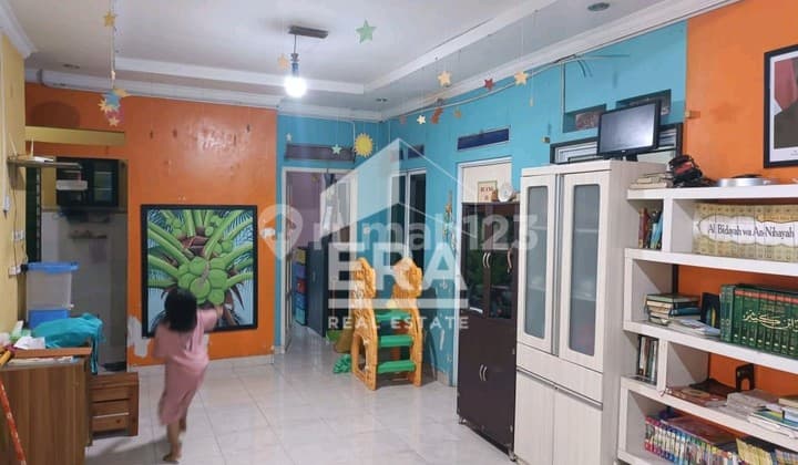 Strategic Corner House in Batam City 220M For Sale Negotiable Until Deal
