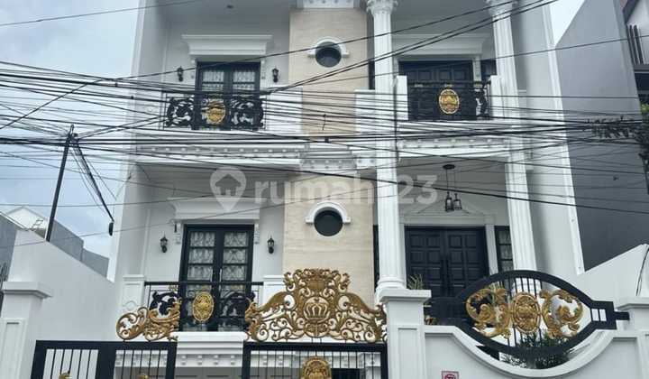 Jual Rumah 3 Lantai Kebon Jeruk Sukabumi Utara Jakarta Barat Dekat Tol dan Kampus Binus