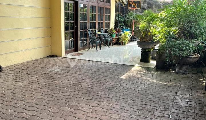For Quick Sale, Spacious Flood-Free House in Delman, Tanah Kusir, South Jakarta